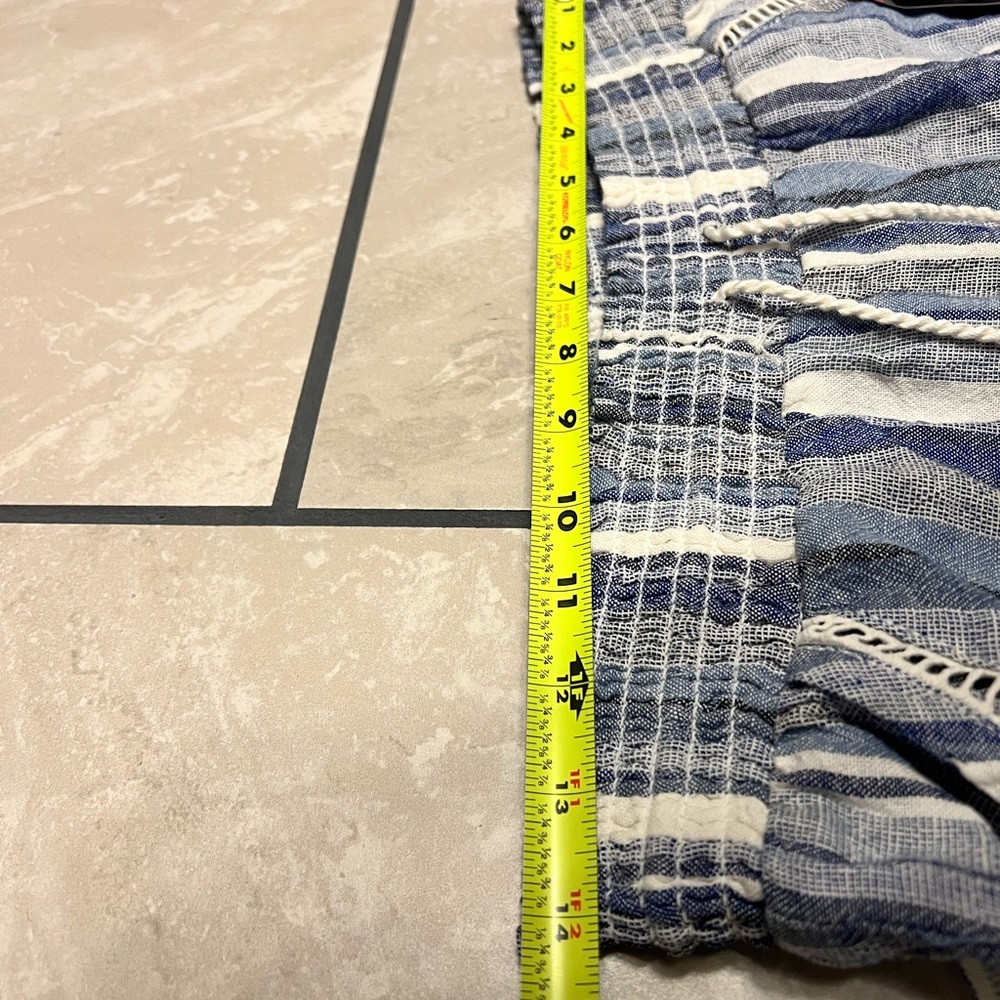 Briggs Women's Linen Blend Pull-On Shorts Medium Blue Stripe Wide Waist Band NWT - Picture 10 of 12